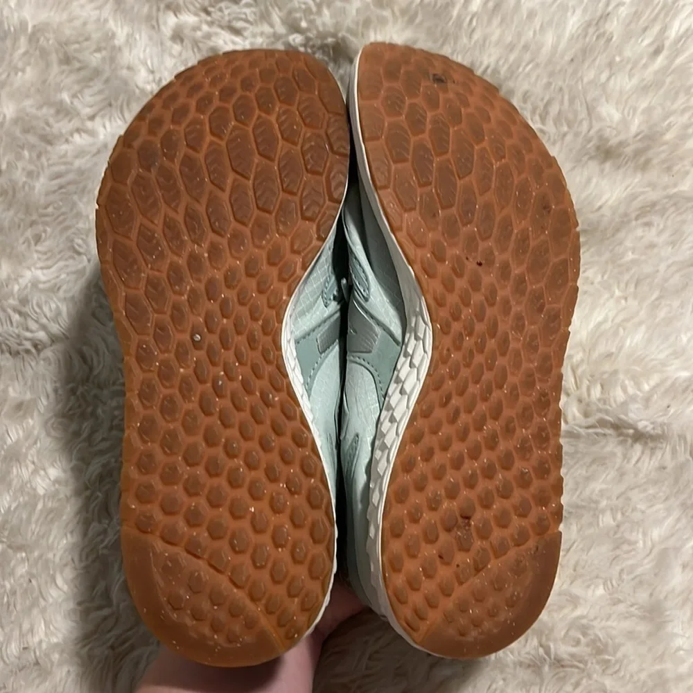 New Balance Fresh Foam Sneakers - Picture 4 of 4